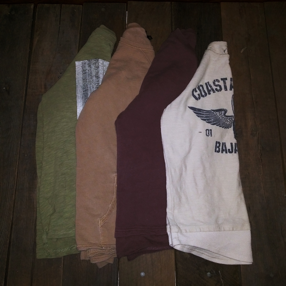 Bundle of 4 "art class" t-shirts sz L (12-14)